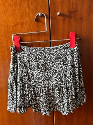 Falda pantalon negra flores - Mini 