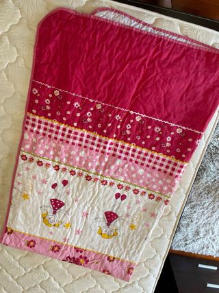Edredom infantil - Rosa e branco
