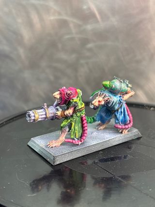 dotacion de armas  Skaven 06