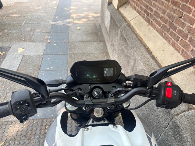 Bajaj Pulsar NS 400 Z 