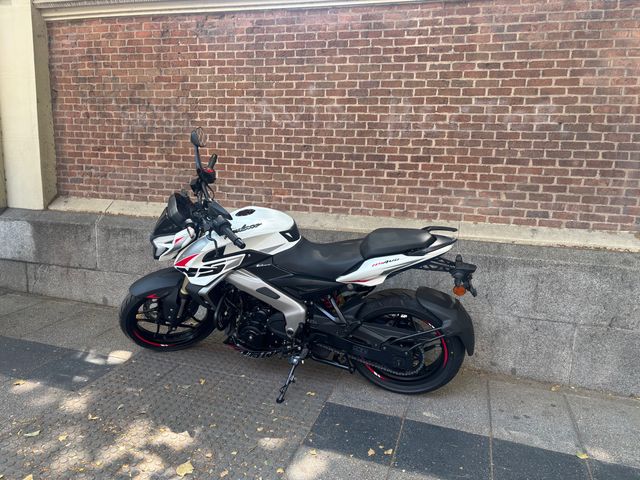 Bajaj Pulsar NS 400 Z 