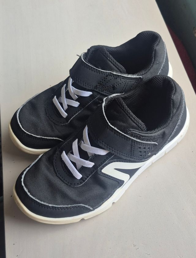 Bambas niño velcro talla 34