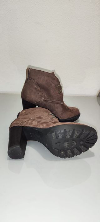 Botines Xti ante marrón