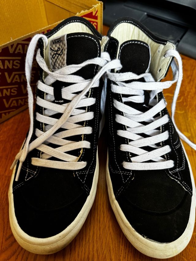 Vans SK8-Hi preto tamanho 42. Vans A Lizzie Negra.