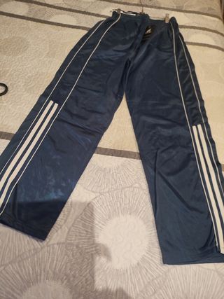 Pantalón chándal azul  Talla M... SIN ESTRENAR