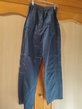 Pantalón chándal azul  Talla M... SIN ESTRENAR