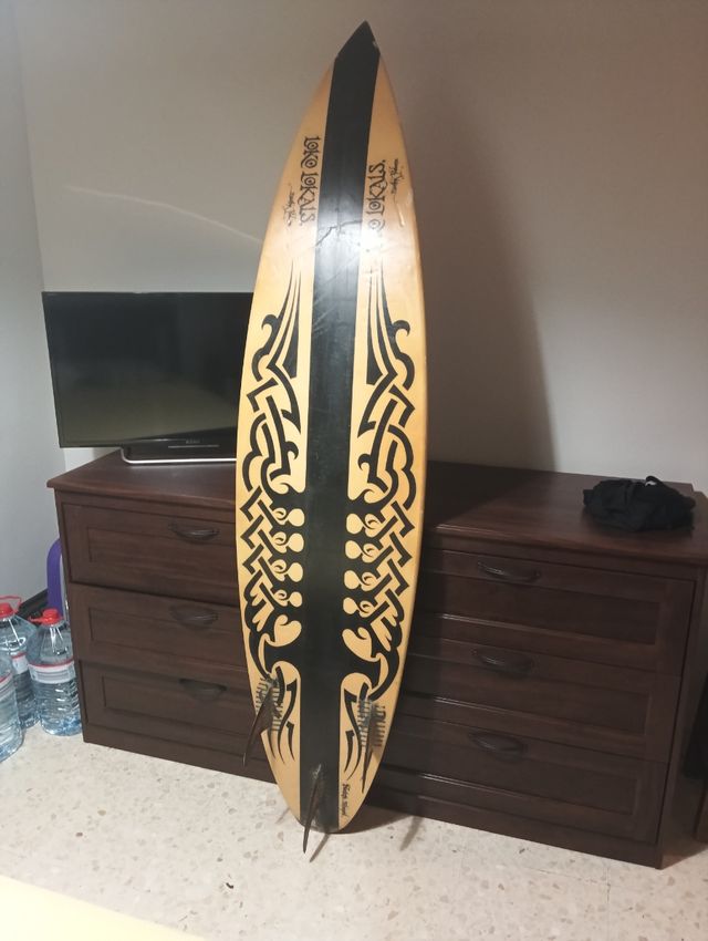 Tabla surf muy cuidada quillas fijas en fibra