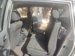 Toyota Corolla verso  2006