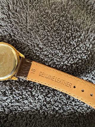 Reloj Suizo Royce antimagnético restaurado.