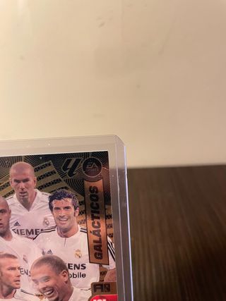 Míticos Invencible Galácticos Adrenalyn XL 24 / 25