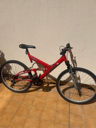 Bicicleta montaña 26" Avenger para piezas