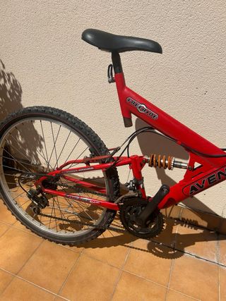 Bicicleta montaña 26" Avenger para piezas