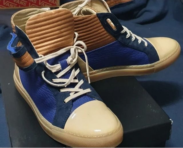 Zapatillas Dirk Bikkembergs altas beige y azul