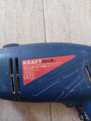 Taladro percutor Kraft Tech 700w