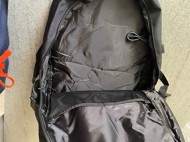 Zaino PUSLOM nero - viaggio