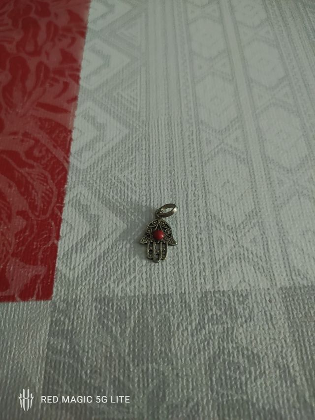 Plata antigua: anillos, colgantes y cadena