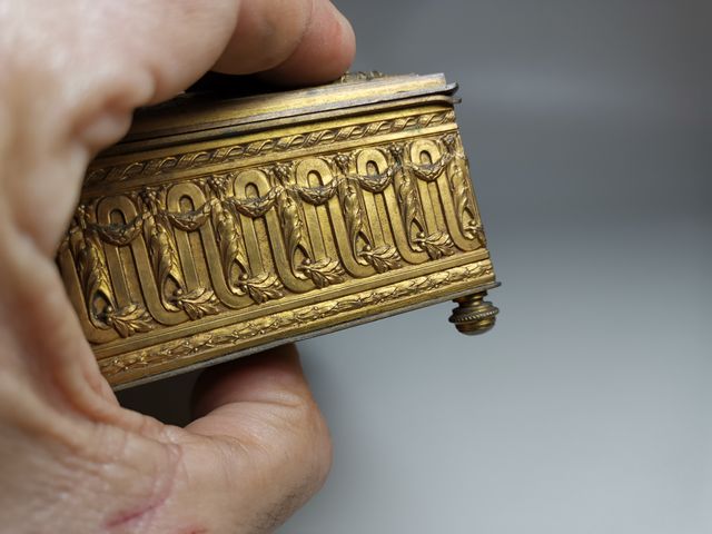 Cofanetto in Oro Bronzo Antico