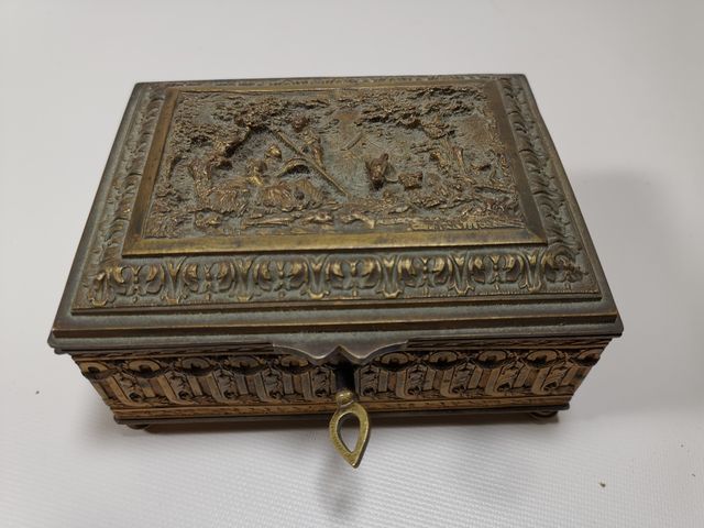 Cofanetto in Oro Bronzo Antico