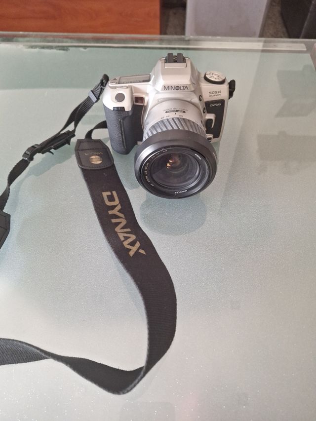 Minolta 505si Super AF 28-80 cámara