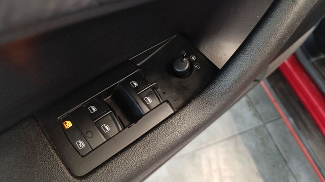 Audi A3 Sportback 1.6 TDI 105cv Attraction Nacional 192.000Km