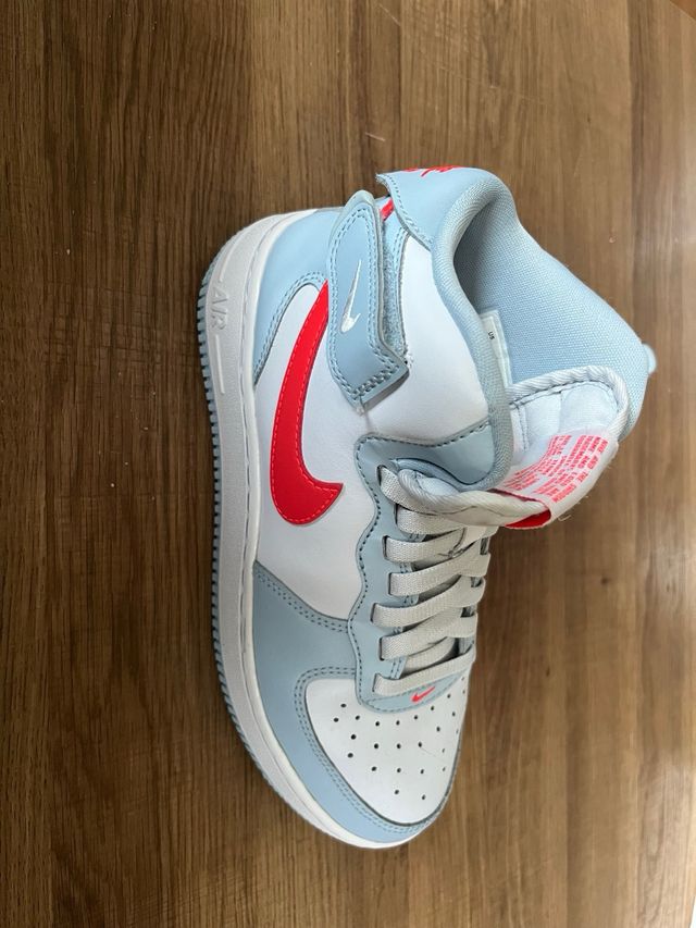 Nike Air Force 1 - Zapatillas altas azul celeste