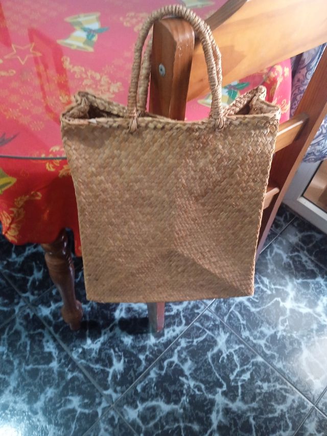 Bolsa mimbre beige