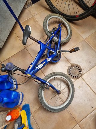 Bicicleta niño 16" usada