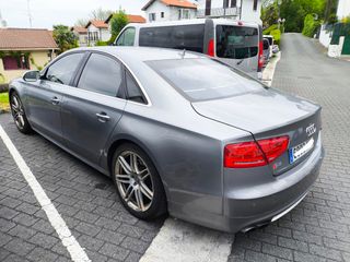 Audi S8 2013
