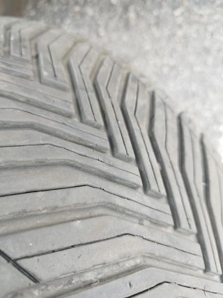 Neumático Michelin Crossclimate 225/45/R17