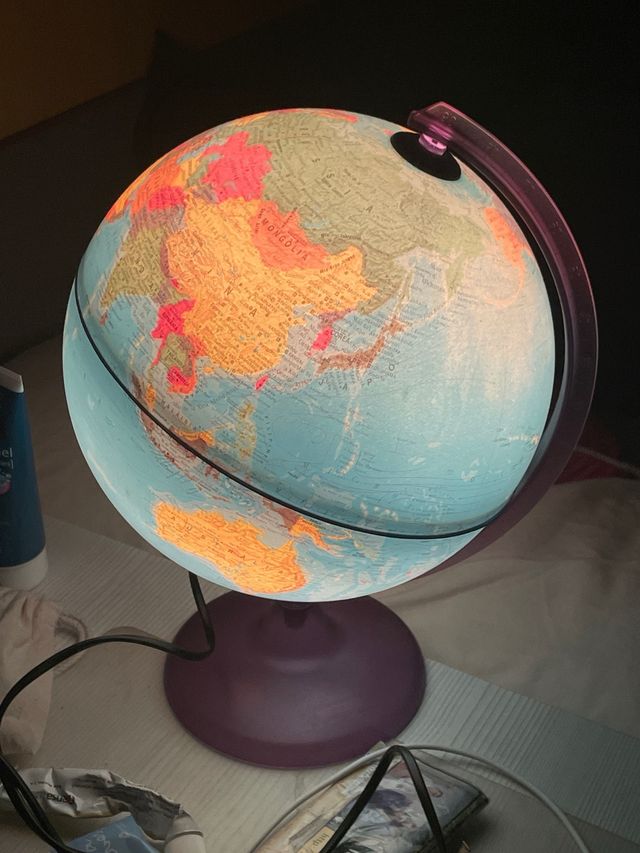 Globo terráqueo lámpara
