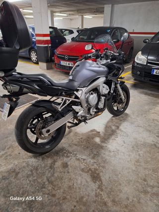 Yamaha Fazer 600