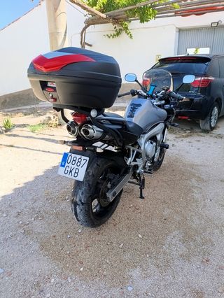 Yamaha Fazer 600