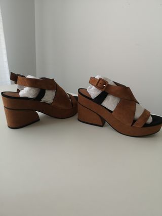 Sandalias Elvio Zanon marrón