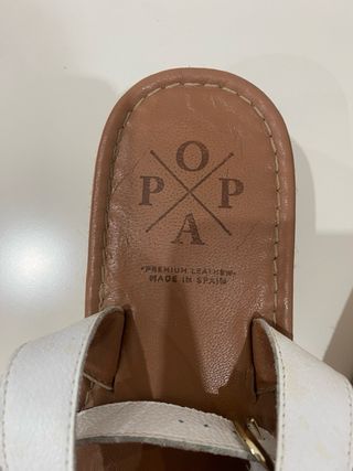Sandalias Popa cuña beige y blanco