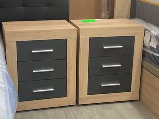 MESITAS DE NOCHE LARA EN COLOR MADERA Y GRIS c/u