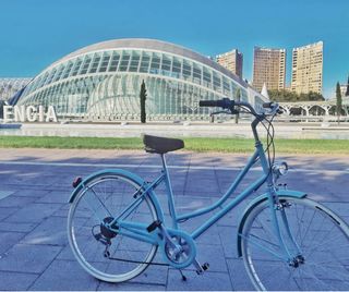 Bicicleta clásica Victoria azul