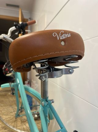 Bicicleta clásica Victoria azul