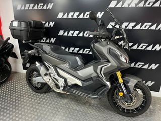 Honda X-ADV 750 Gris - Moto Scooter