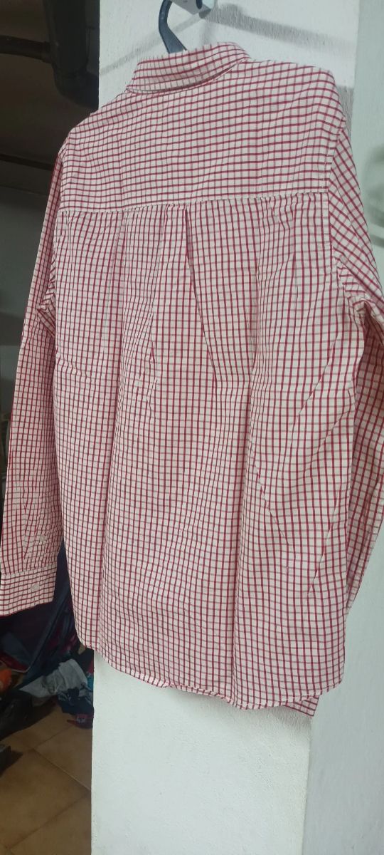 Camisa Benetton niño - cuadros rojos. Talla 12-13 