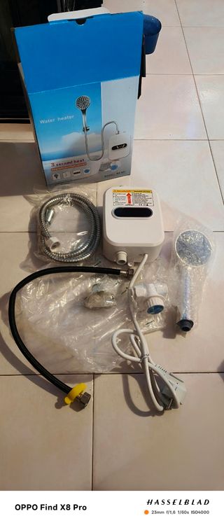 Scaldabagno elettrico istantaneo RX-021