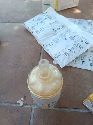 Biberón Medela + Bolsas