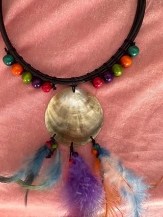 Collar boho multicolor con plumas