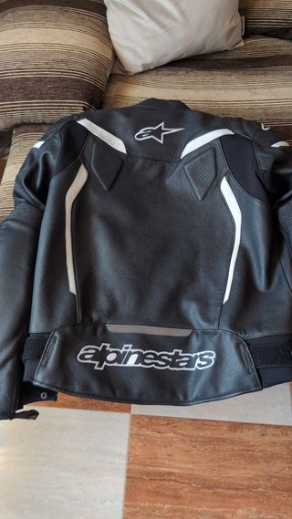 Equipacion moto Alpinestars