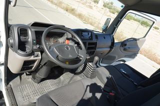 NISSAN NT400 CABSTAR *** 37.000 KMS ***