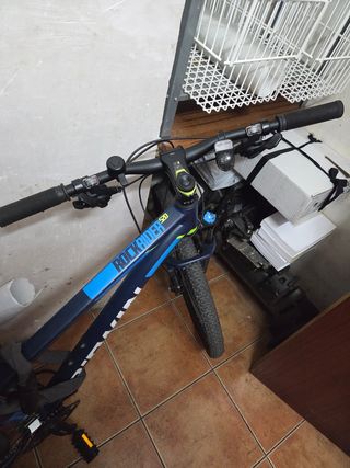 Bicicleta ROCKRIDER 520 azul marino