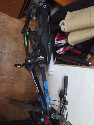 Bicicleta ROCKRIDER 520 azul marino