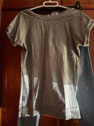 Conjunto Pepe Jeans: camiseta gris + pantalón piti