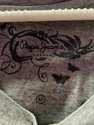 Conjunto Pepe Jeans: camiseta gris + pantalón piti