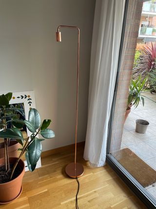 Base lámpara de pie dorada rosa Frandsen