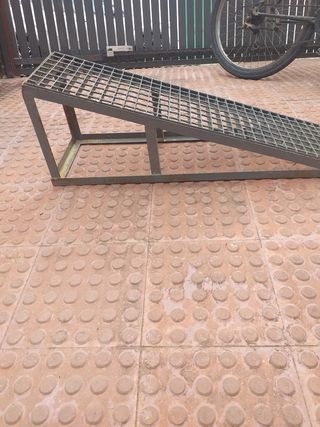 Rampas de metal para coche